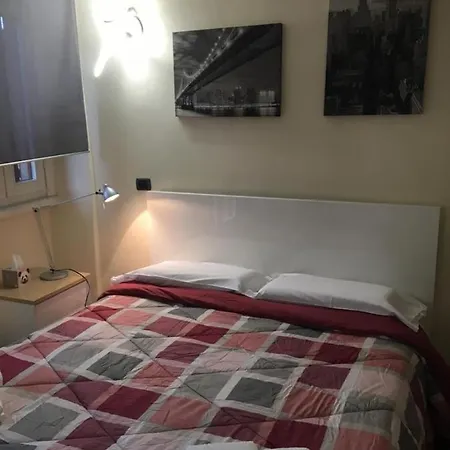 A Casa Di Fabio Апартаменти Бергамо